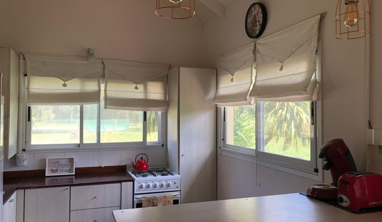 247b55c8-ce03-4284-bb28-d2fa9537ff09