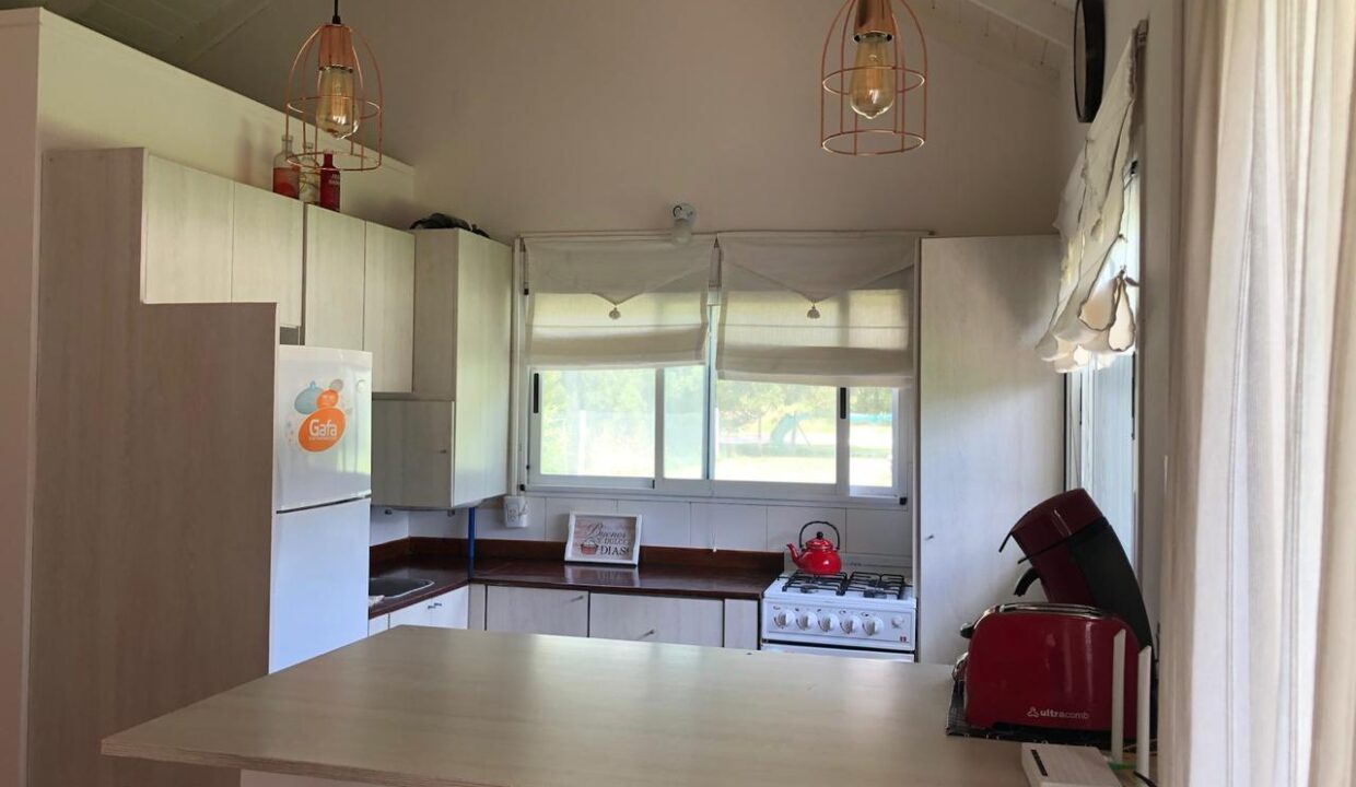 b3e90f13-2a60-4d99-beeb-2f0316e56e42