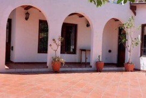 1667917016g7hzp-p-1066559-210922114949-569634jpg