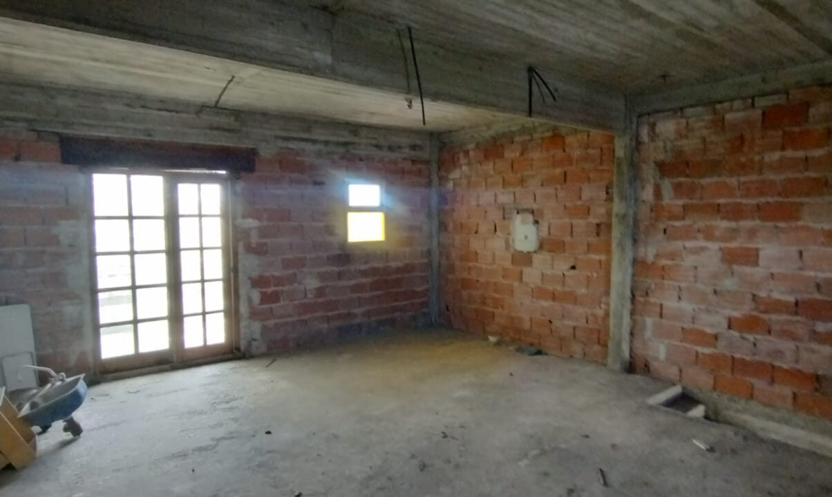 a8104c8e-5cb8-4b04-822b-70a571457e63