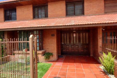 a3f1509f-c84c-4f26-b3ec-3605284d73c4