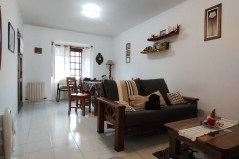 b6f9ba92-eac3-4799-81fe-281384acac8d