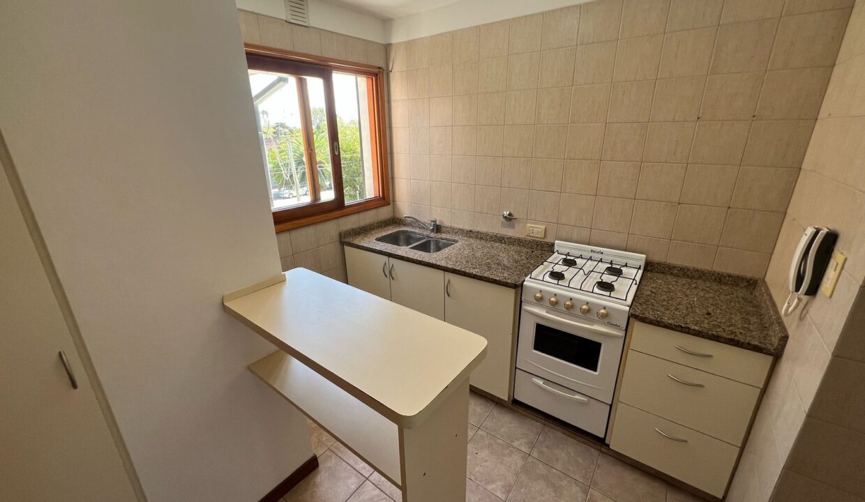 42e0a05f-97dd-4578-98b4-94d10a917237