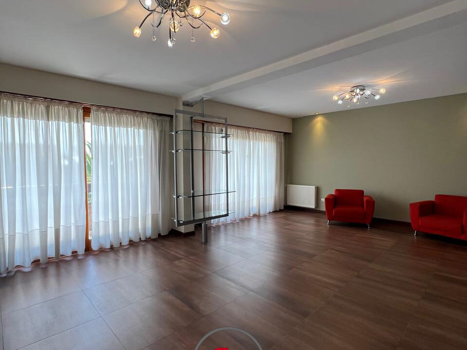 WhatsApp Image 2025-03-16 at 14.55.35