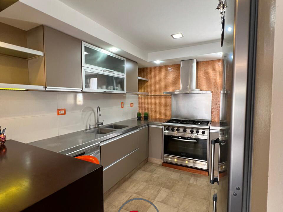 WhatsApp Image 2025-03-16 at 14.55.38 (2)