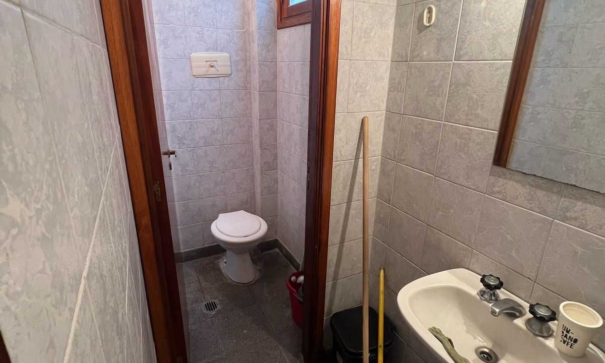 ff0abe95-6258-4920-96f2-ebe3534035f5