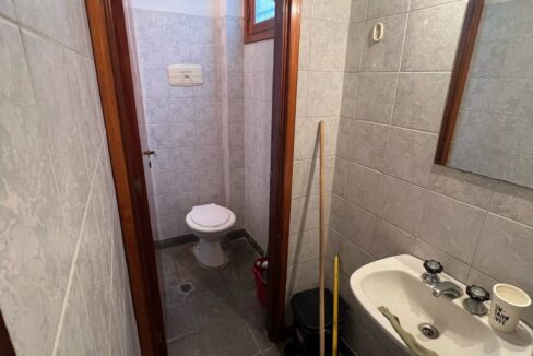 ff0abe95-6258-4920-96f2-ebe3534035f5