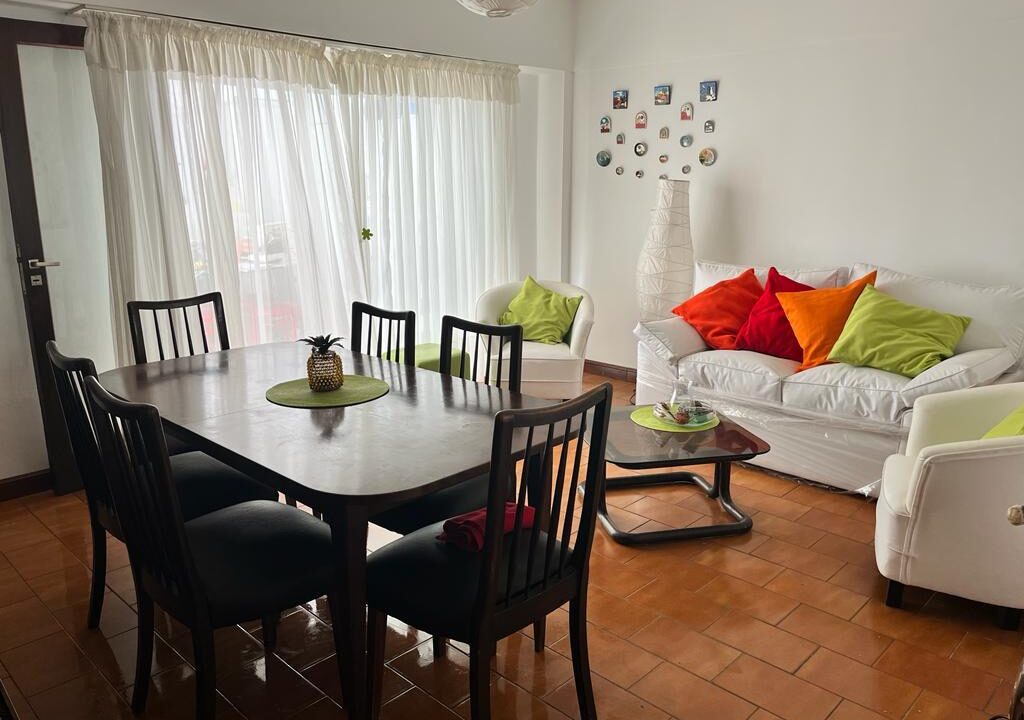 f43349e5-882c-49bd-ba90-932d5ff1cbaa