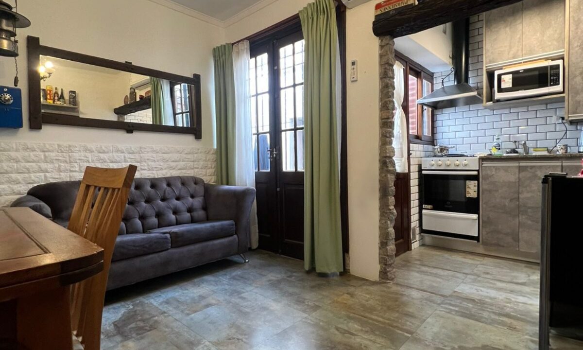 058ae6cd-26e0-44e1-bd53-6693f75adb4c