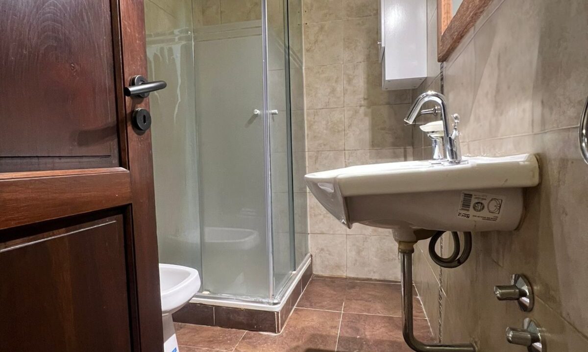 0d3ba04c-030d-405e-9b31-f81ab94b3f30