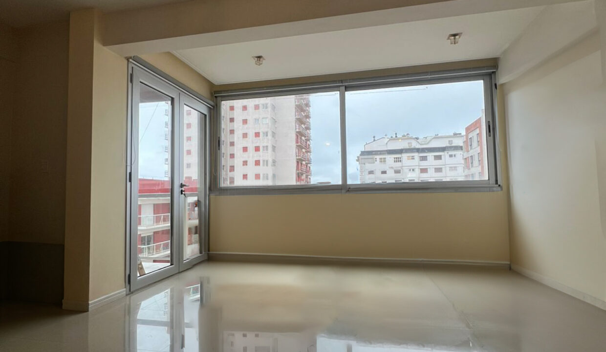 342926bc-dd2d-4761-a617-f2c6886164b1