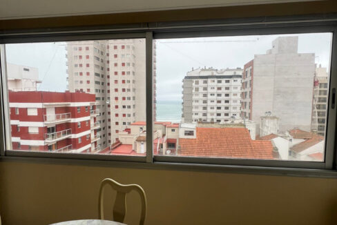 795d5bda-d673-40a9-85ab-f37442f05564