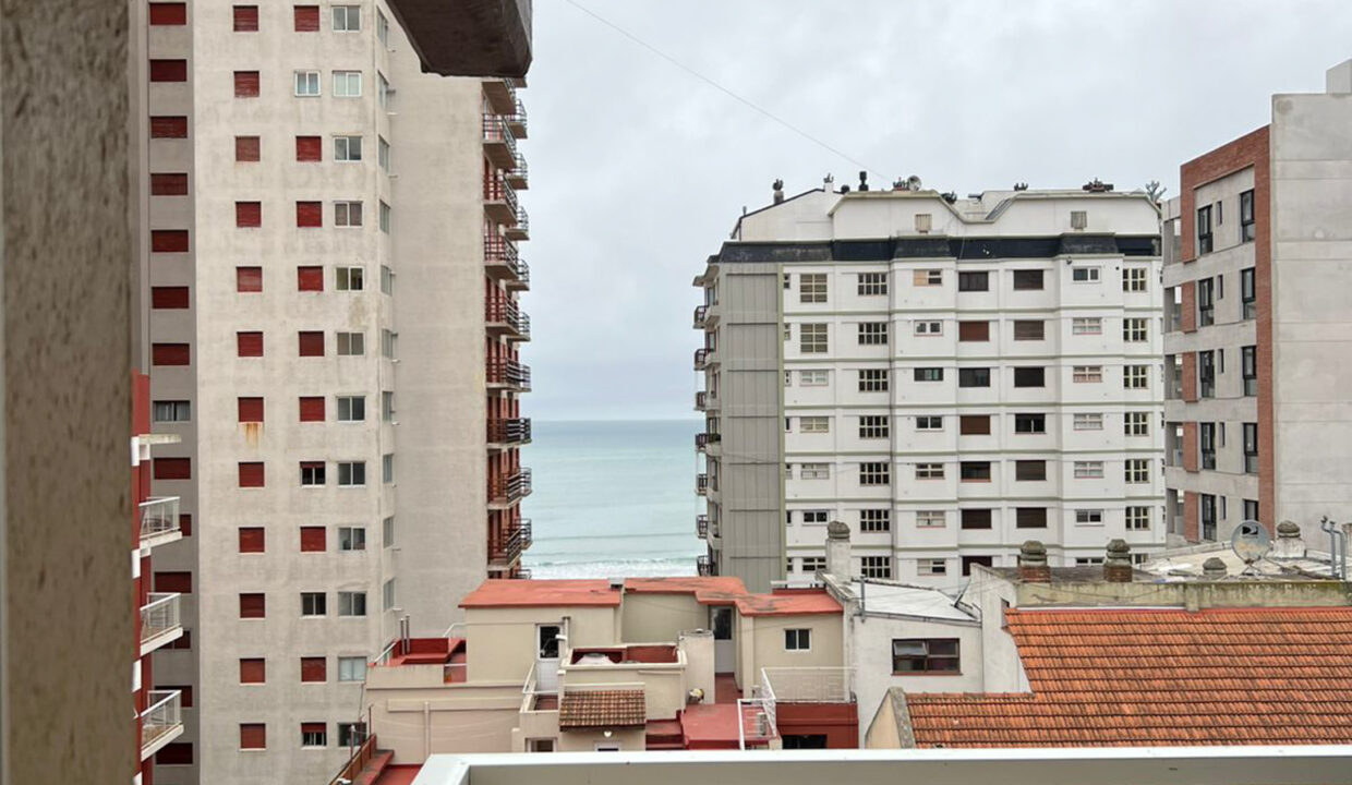 9ed5e966-f674-413c-ba23-4039d3e41e47