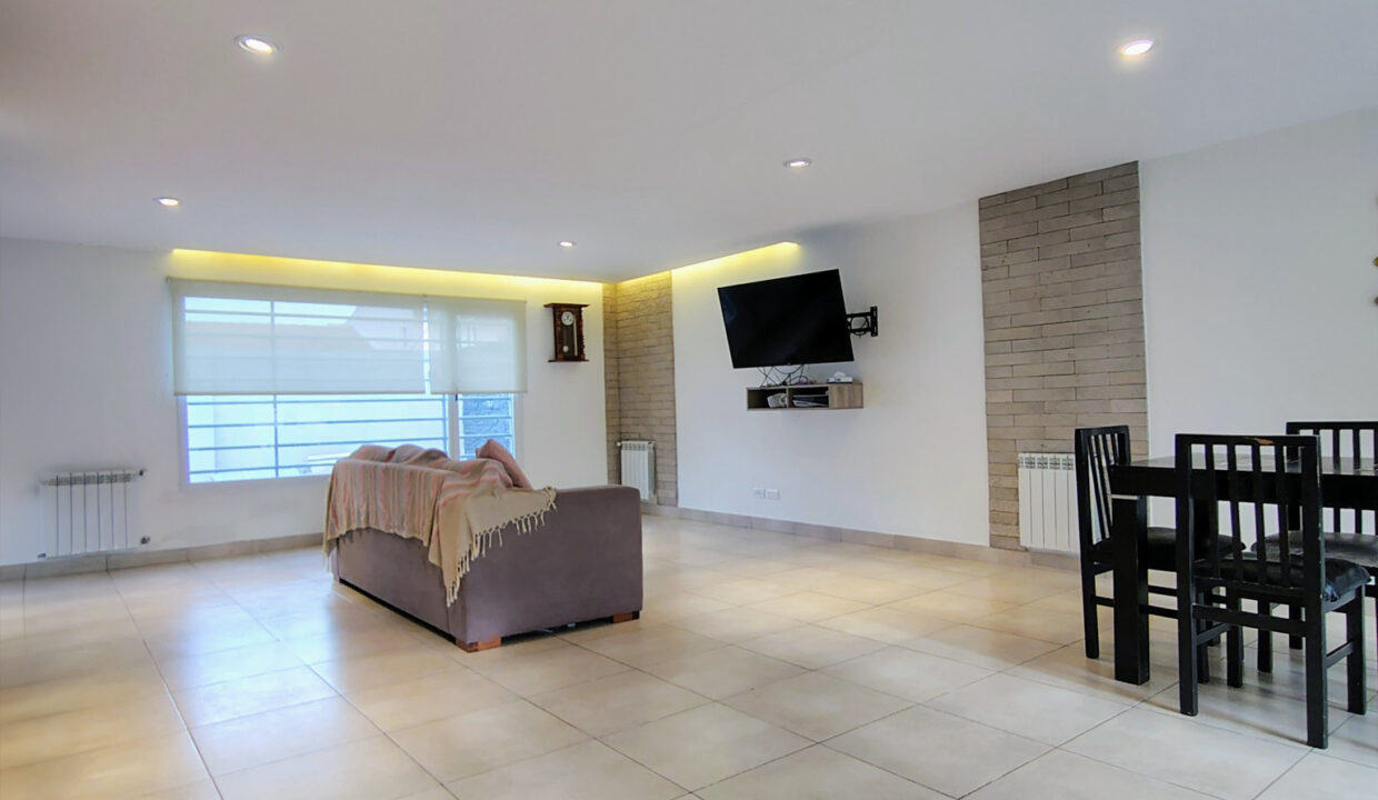 IMG_20250730_161814569_HDR_AE