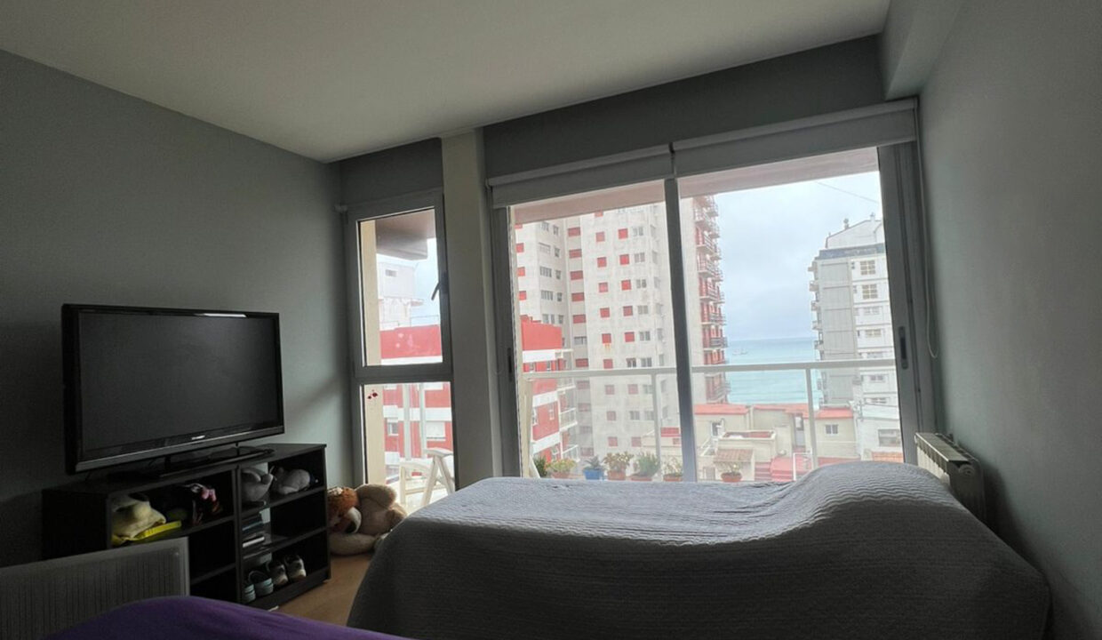 bff285e8-2892-420b-aa60-6b523f78f7b8