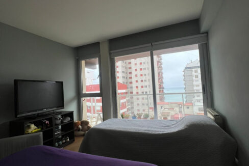 bff285e8-2892-420b-aa60-6b523f78f7b8