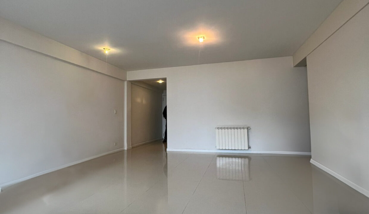 e944260d-d6b6-4bf7-9a7b-c5977ff467ff