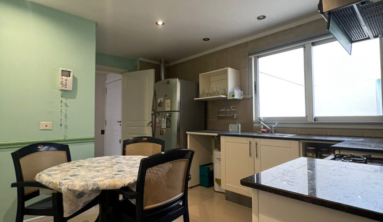 ed6a251a-902e-4701-ae18-904c92194738