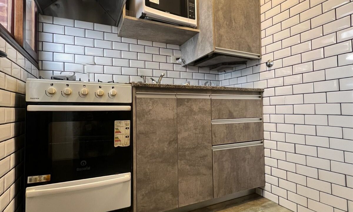 f05c985f-d893-4a52-9aaa-3853b53127d7