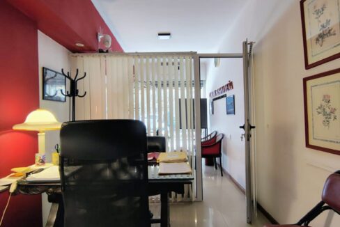 8653c3b2-1681-4418-9325-47370796e0a4