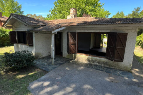 0db35ead-c48e-4129-8450-47b9af429e5f