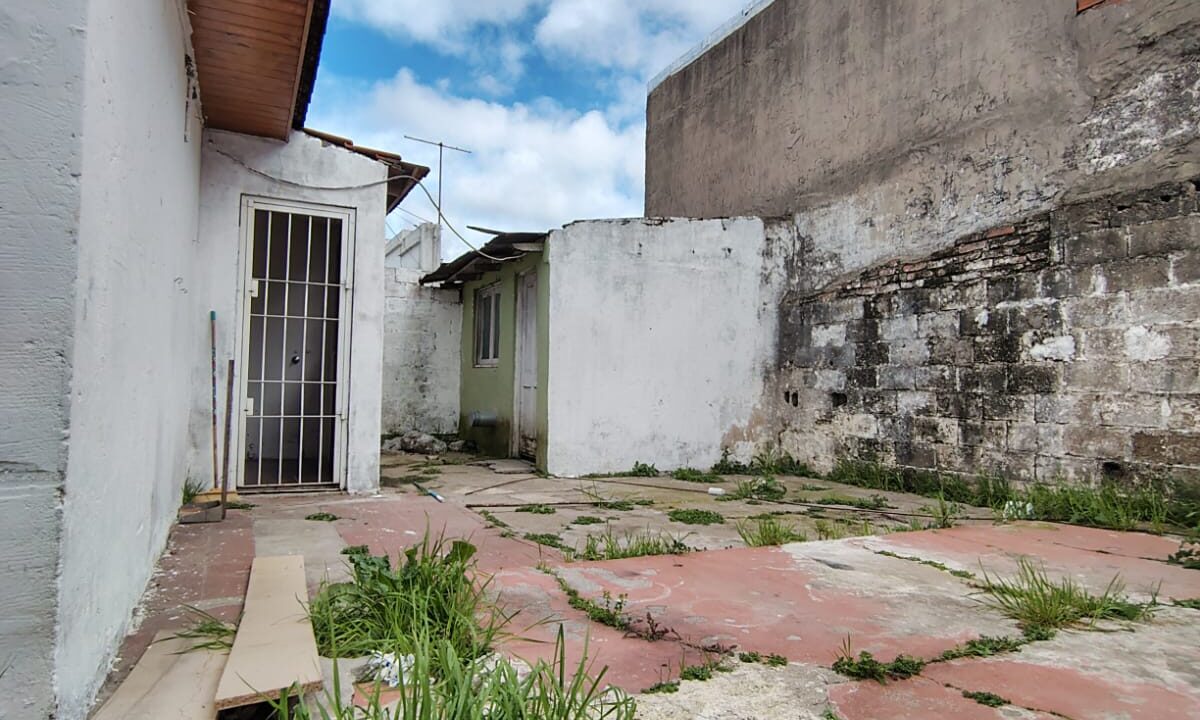 5ce99a56-a08a-47b6-8258-749a4bce8d39