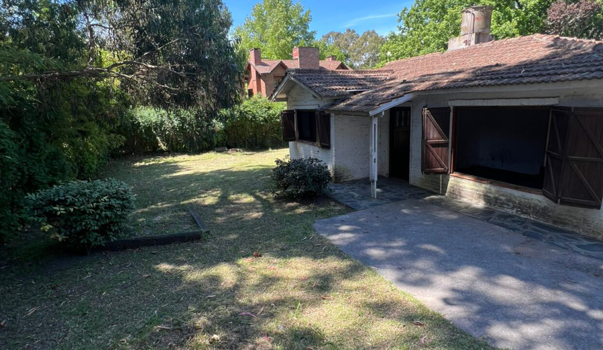 815e6db8-3468-4361-8dea-c8469d5ae69f