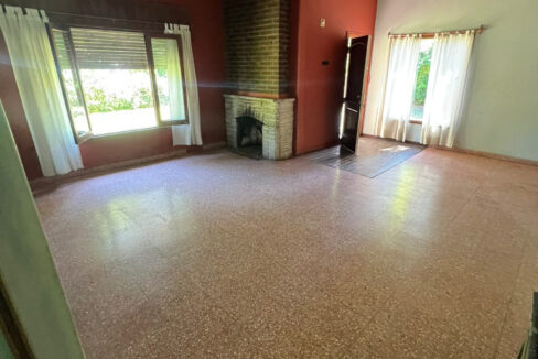 d5d7882b-f59f-4293-ba23-5588cffd866b