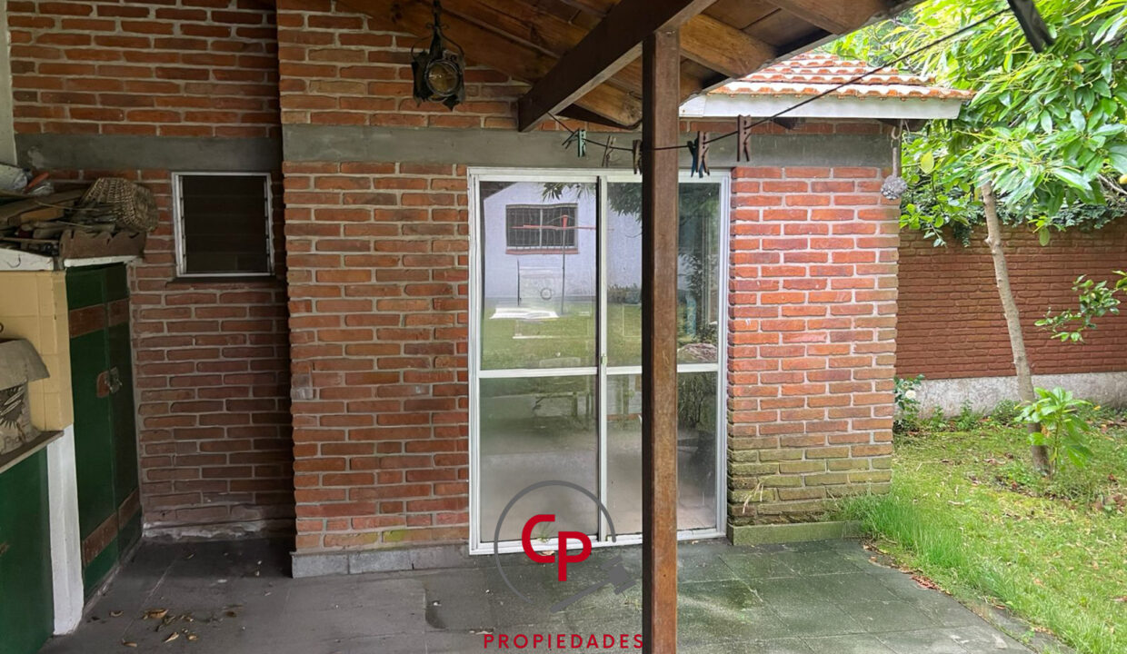 76e9180f-7adc-4b13-9557-a74d3e100e91