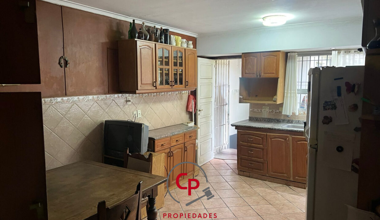 f4cbdc44-ef27-4d5a-9253-43b78c92f3bf