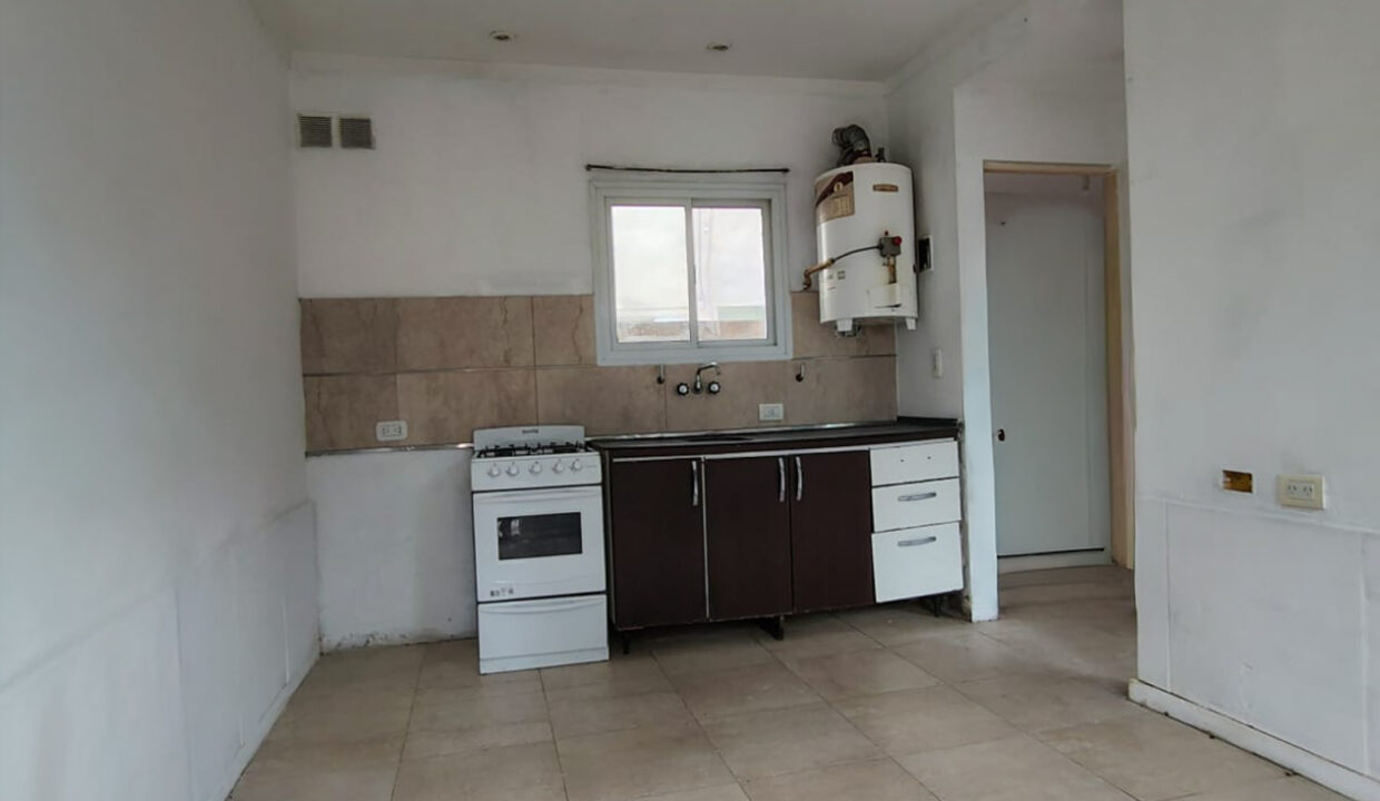 e9c59365-e6b0-45e8-9aa2-2a42e8a5ec93